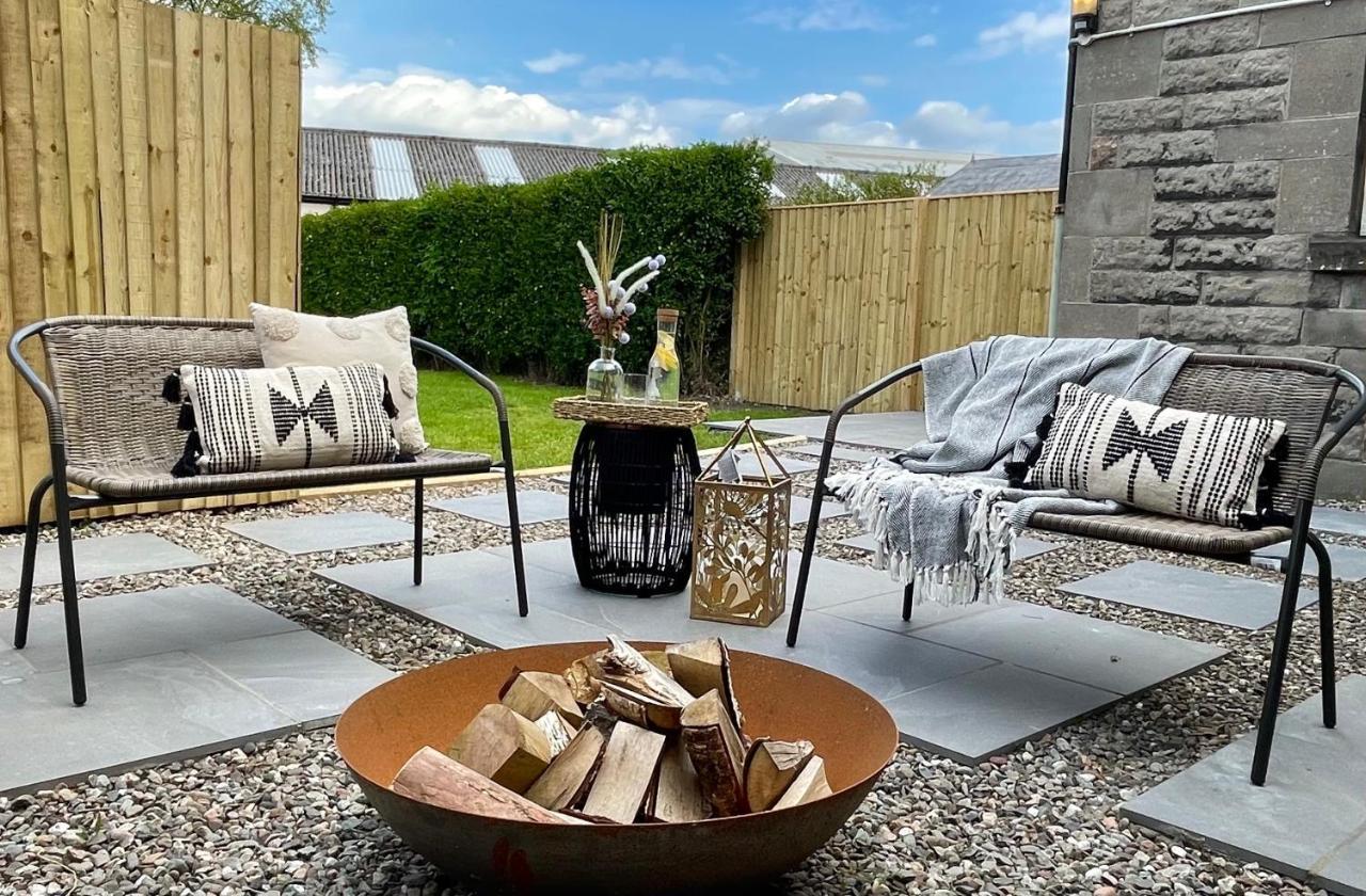 Stylish & Chic With Hot Tub * Perth
